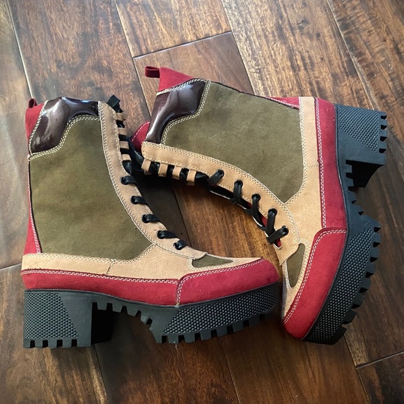 Tan/Olive/Maroon Lug Boots (Faux Fur Lining - never worn) - Picture 1 of 3